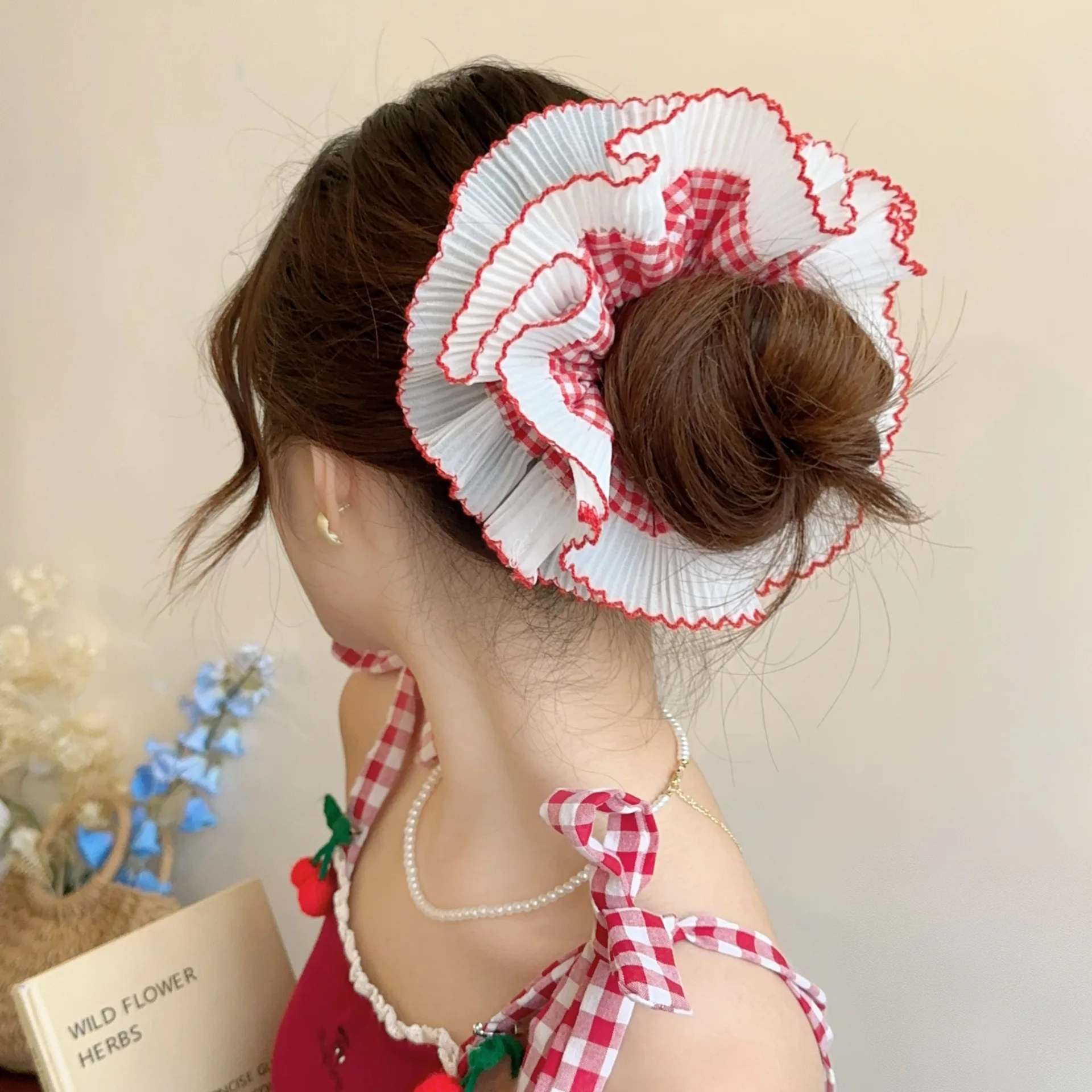 Large fleece hair tie, plaid headband, elastic ponytail hair tie, hair band, rubber band, women's hair accessory, hair ornament
Large fleece hair tie, plaid headband, elastic ponytail hair tie, hair band, rubber band, women's hair accessory, hair ornament