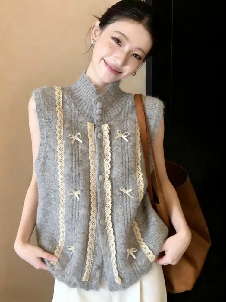 Sweet Style Knitted Lace Trim Knot Vest Cardigan Women's New 2026 Self-Purchase Silk Top Korean Version Straight Cut
Sweet Style Knitted Lace Trim Knot Vest Cardigan Women's New 2026 Self-Purchase Silk Top Korean Version Straight Cut