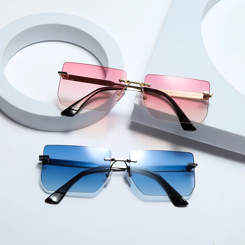 Vintage Fashion Sunglasses Rimless Frameless Rectangle Shades Gradient UV400 Summer Traveling Sun Glasses Women 2022 New
Vintage Fashion Sunglasses Rimless Frameless Rectangle Shades Gradient UV400 Summer Traveling Sun Glasses Women 2022 New