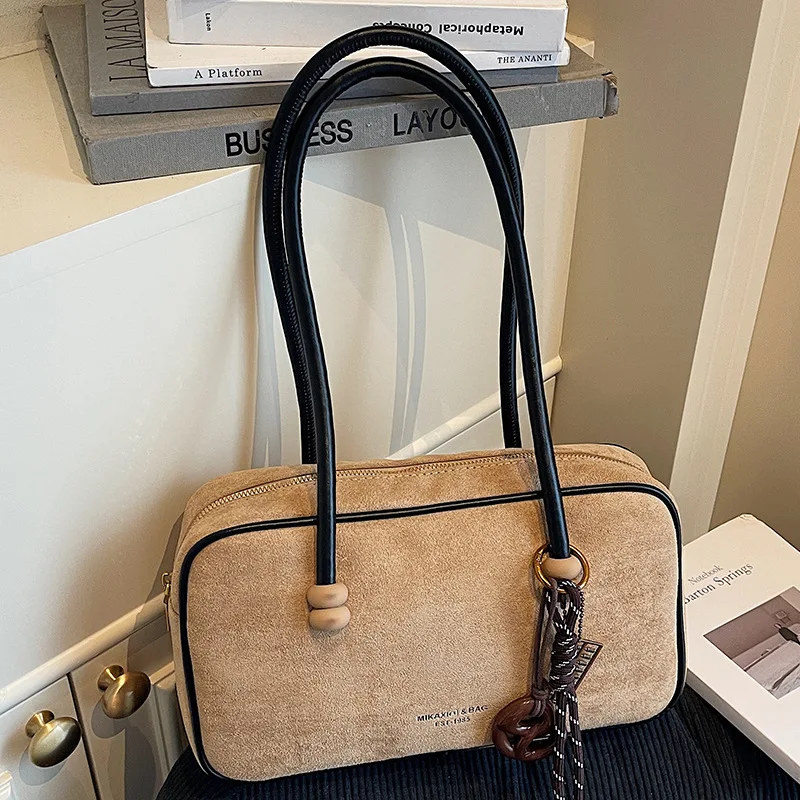 2025 Новая осенняя сумка для подмышек Для женщин большая вместительная сумка через плечо, модная пригородная сумка, повседневная сумка через плечо
2025 Новая осенняя сумка для подмышек Для женщин большая вместительная сумка через плечо, модная пригородная сумка, повседневная сумка через плечо