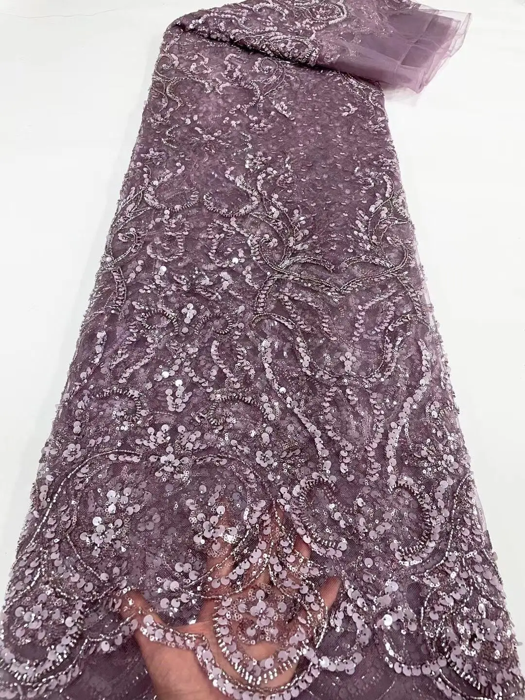 African Sequins and beads Lace Fabric J-1209685 High Quality French Nigerian Lace Fabric For Sewing Dress Wedding Party
African Sequins and beads Lace Fabric J-1209685 High Quality French Nigerian Lace Fabric For Sewing Dress Wedding Party