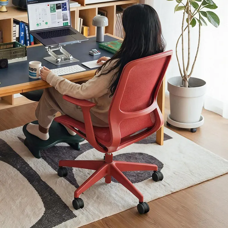 Lightweight Backrest Office Chair Wheels Swivel Nordic Designer Office Chair Modern Computer Sillas De Oficina Home Furniture
Lightweight Backrest Office Chair Wheels Swivel Nordic Designer Office Chair Modern Computer Sillas De Oficina Home Furniture