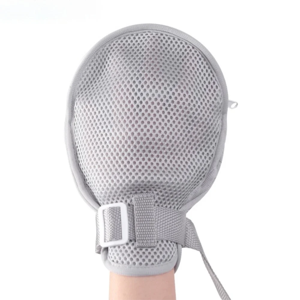 Protection Gloves Soft Mesh Restraint Gloves Breathable Adjustable Control Mitts Hand Fixed Gloves Elderly Patients
Protection Gloves Soft Mesh Restraint Gloves Breathable Adjustable Control Mitts Hand Fixed Gloves Elderly Patients
