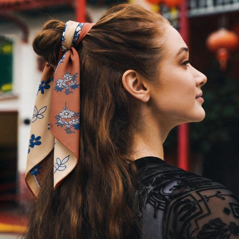 Sweetheart Contrast Border Skinny Scarf for Women Silk Satin Hair Ribbon Tie Bag Ribbon Neck Tie Travel Photo for Daily and Gift
Sweetheart Contrast Border Skinny Scarf for Women Silk Satin Hair Ribbon Tie Bag Ribbon Neck Tie Travel Photo for Daily and Gift