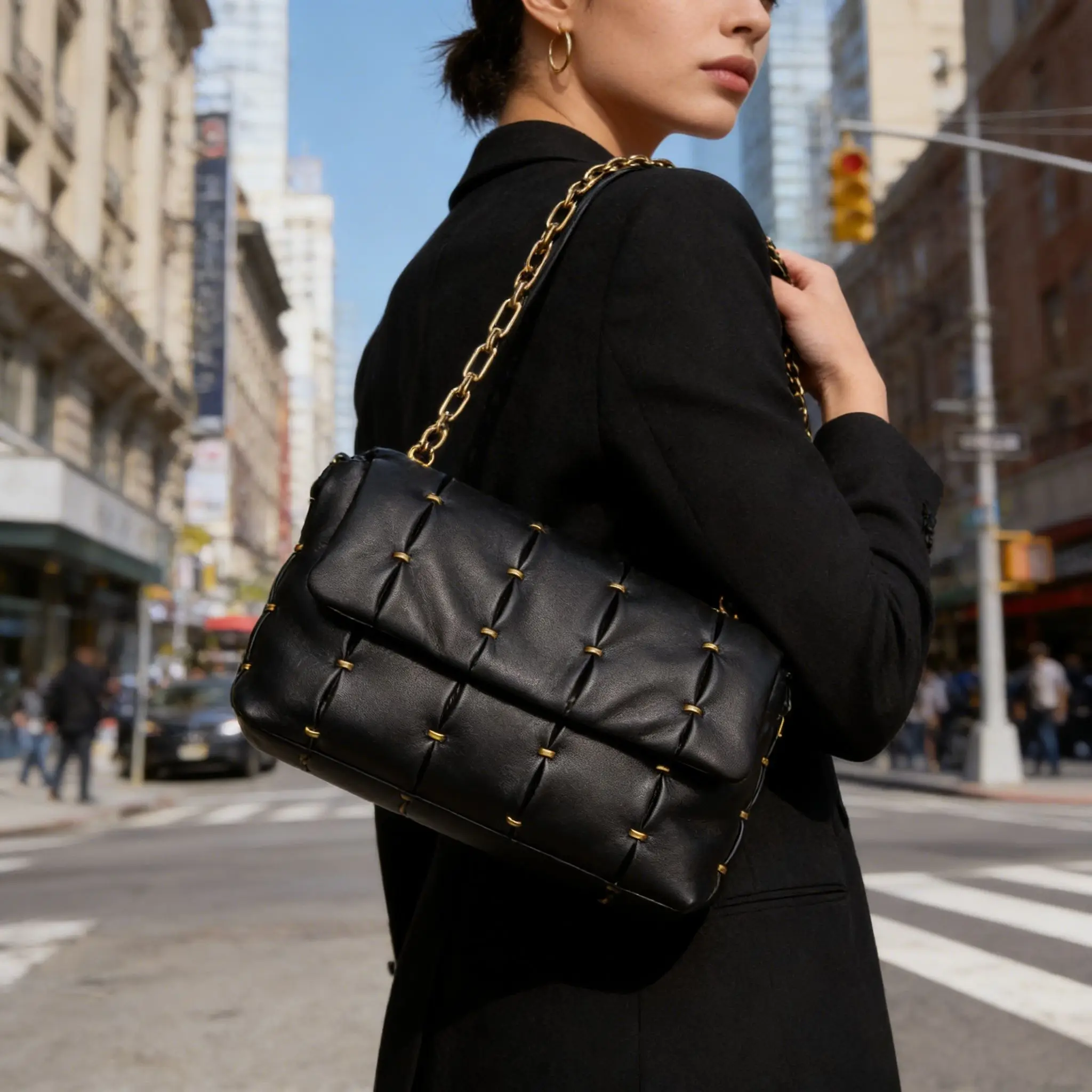 New Rivet Chain Square Bag Versatile Crossbody Bag for Women luxury designer bags
New Rivet Chain Square Bag Versatile Crossbody Bag for Women luxury designer bags