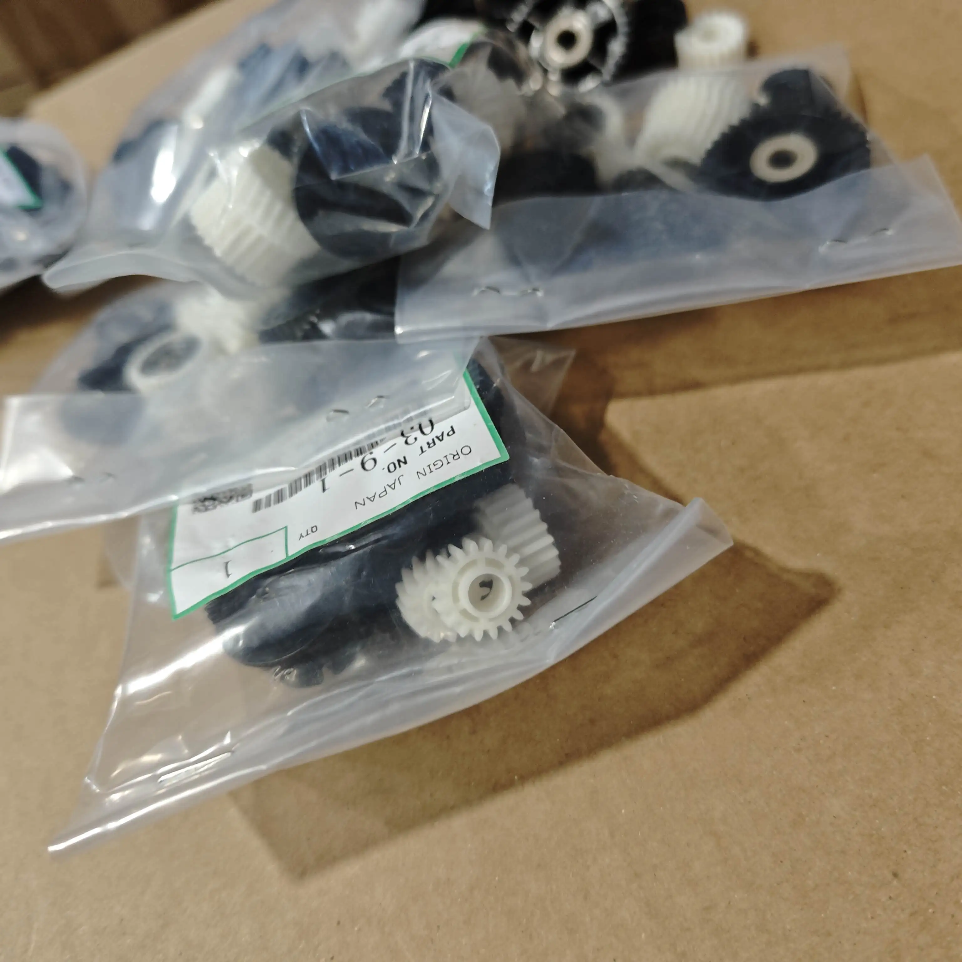 AB011466 AB011470 AB017690 D1316663 D1316664 D1316666 Шестерня подачи бумаги для Ricoh Aficio MP 6002 7502 9002 MP6002 MP7502 MP9002
AB011466 AB011470 AB017690 D1316663 D1316664 D1316666 Шестерня подачи бумаги для Ricoh Aficio MP 6002 7502 9002 MP6002 MP7502 MP9002