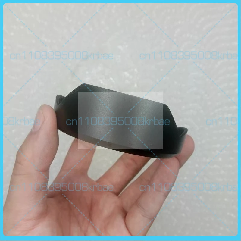 For SONY FE 20mm F1.8G full-frame lens, the protective cover for the SEL20F18G is ALC-SH162.
For SONY FE 20mm F1.8G full-frame lens, the protective cover for the SEL20F18G is ALC-SH162.