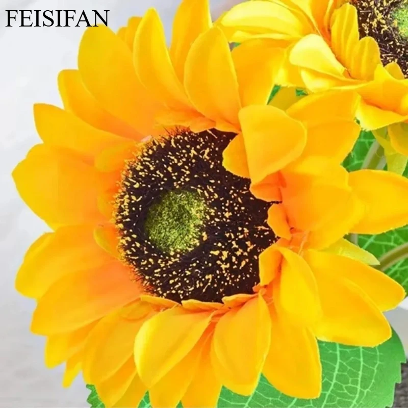 Sunflower USB Recharge LED Night Light, Warm Light Bedside Desktop Lamp Bedroom Decor
Sunflower USB Recharge LED Night Light, Warm Light Bedside Desktop Lamp Bedroom Decor