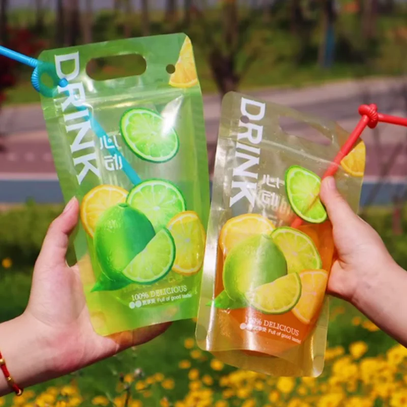 100PCS 450~500ML DIY Portable Plastic Drinking Beverage Bag Handheld Milk Fruit Juice Coffee Liquid Match Beer Summer Pouches
100PCS 450~500ML DIY Portable Plastic Drinking Beverage Bag Handheld Milk Fruit Juice Coffee Liquid Match Beer Summer Pouches