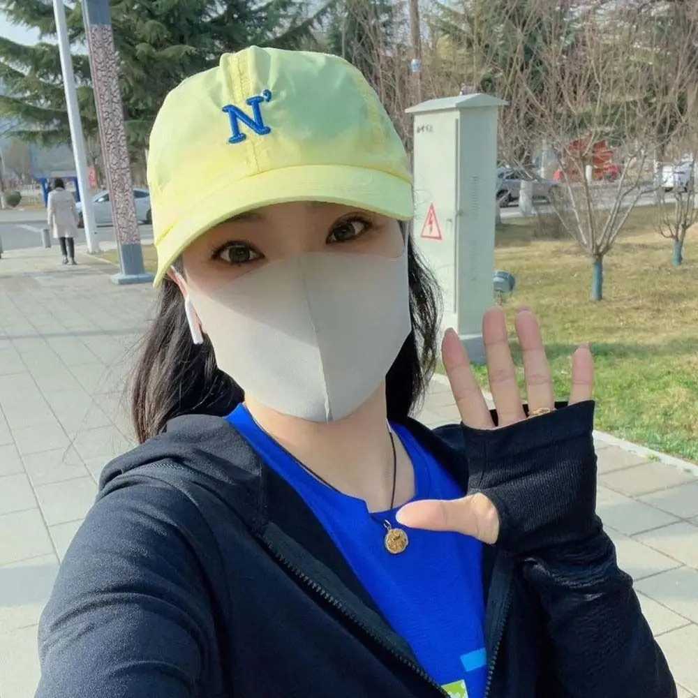 Letter N Embroidery Quick Dry Baseball Cap Candy Color Sun Protection Breathable Mesh Sunhat Peaked Cap Ultra Thin Trucker Hat
Letter N Embroidery Quick Dry Baseball Cap Candy Color Sun Protection Breathable Mesh Sunhat Peaked Cap Ultra Thin Trucker Hat