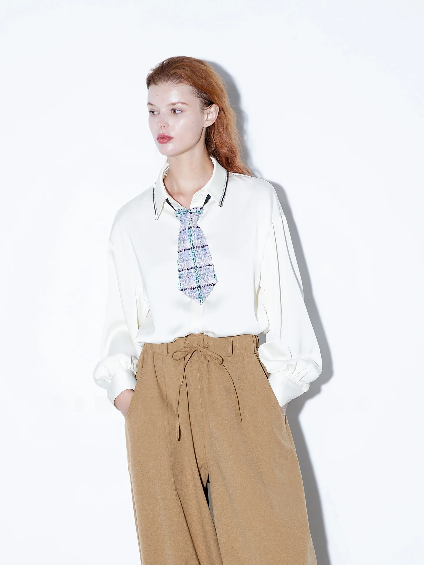 Finocci Spring Chic Loose Fit Satin Surface Crystal Embellied irt Sli Casual Sle Long Sve White irt for Women
Finocci Spring Chic Loose Fit Satin Surface Crystal Embellied irt Sli Casual Sle Long Sve White irt for Women