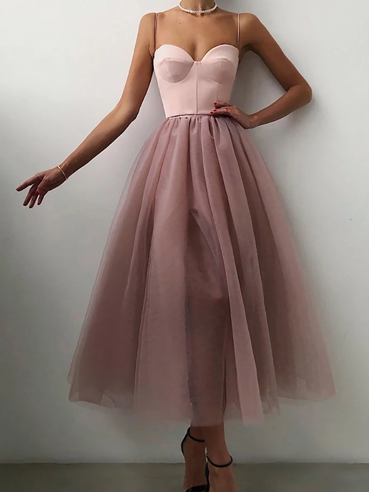 Summer Elegant Ladies Gauze Party Dress Women Sexy Lantern Sleeve V Neck Solid Maxi Dress Fashion Femme Princess Dress Vestidos
Summer Elegant Ladies Gauze Party Dress Women Sexy Lantern Sleeve V Neck Solid Maxi Dress Fashion Femme Princess Dress Vestidos