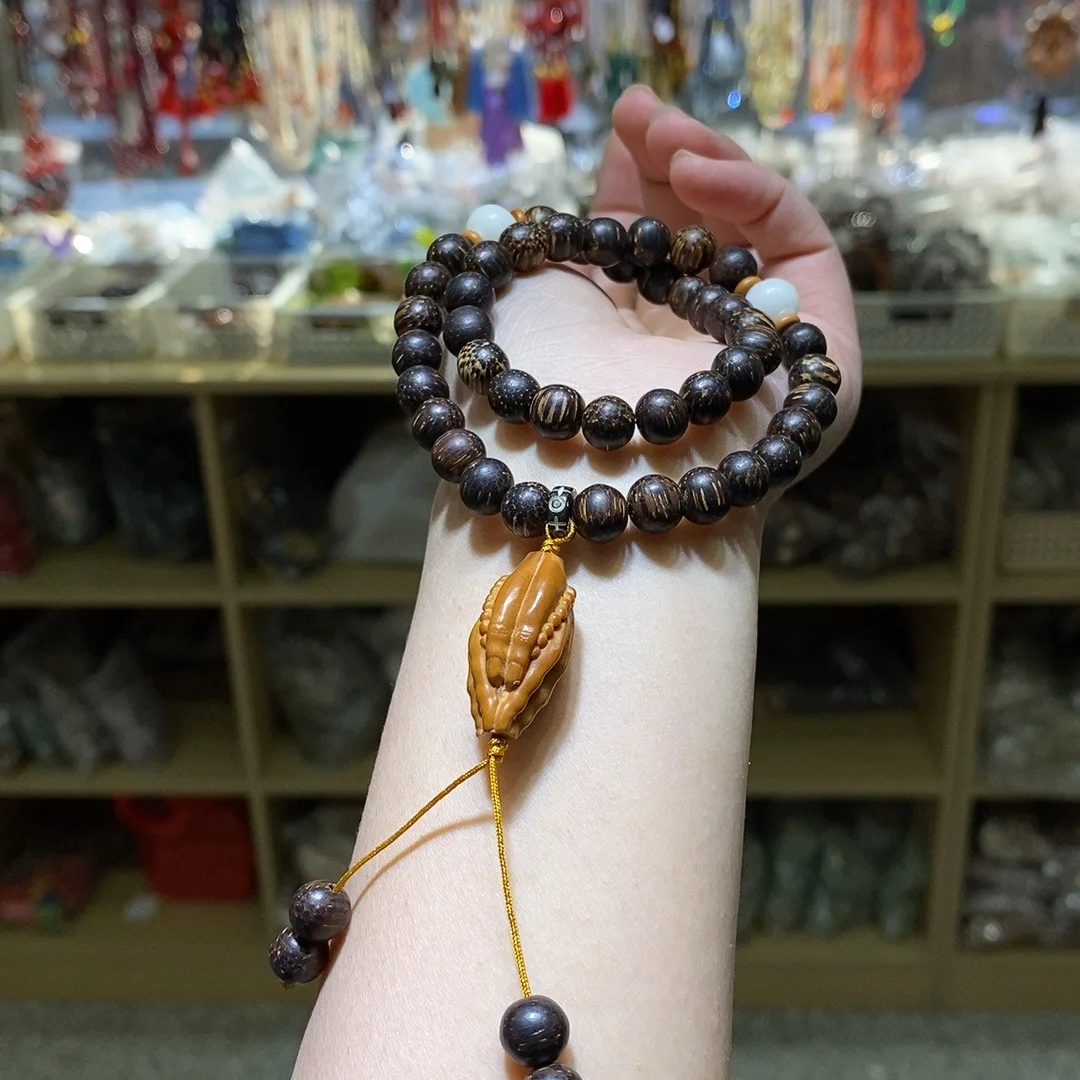 Venus Agarwood with Olive Core Fashion Double Circle Bracelet Women's Boutique Wooden Bracelet Cultural and Play Pulp
Venus Agarwood with Olive Core Fashion Double Circle Bracelet Women's Boutique Wooden Bracelet Cultural and Play Pulp