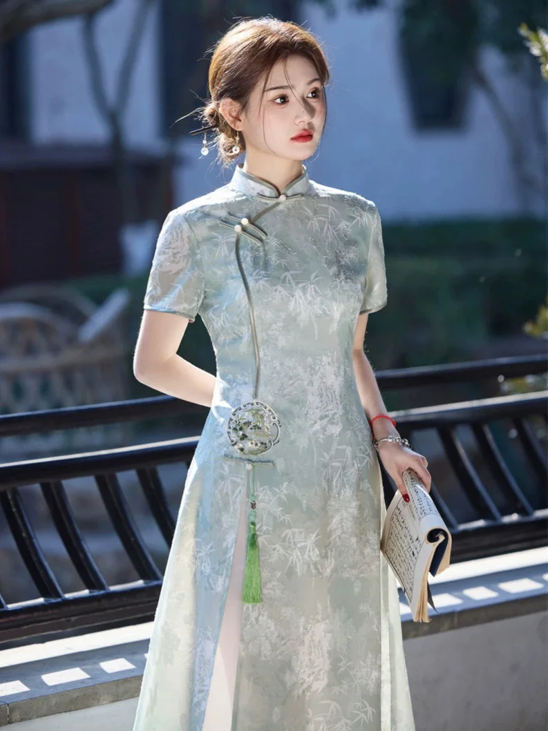 2025 Spring/Summer New Cheongsam New Chinese Style National Style Girl's Cheongsam Double layered Daily Cheongsam
2025 Spring/Summer New Cheongsam New Chinese Style National Style Girl's Cheongsam Double layered Daily Cheongsam