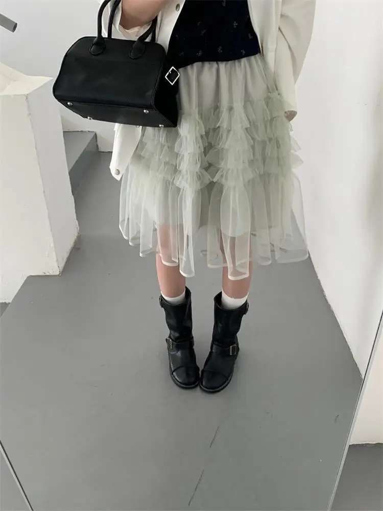 Korean Style Sweet Mesh Puffy Cake Half Skirt Women Summer New Design Multi Layer Slimming Midi Skirt Commute High Waist Elas...
Korean Style Sweet Mesh Puffy Cake Half Skirt Women Summer New Design Multi Layer Slimming Midi Skirt Commute High Waist Elas...