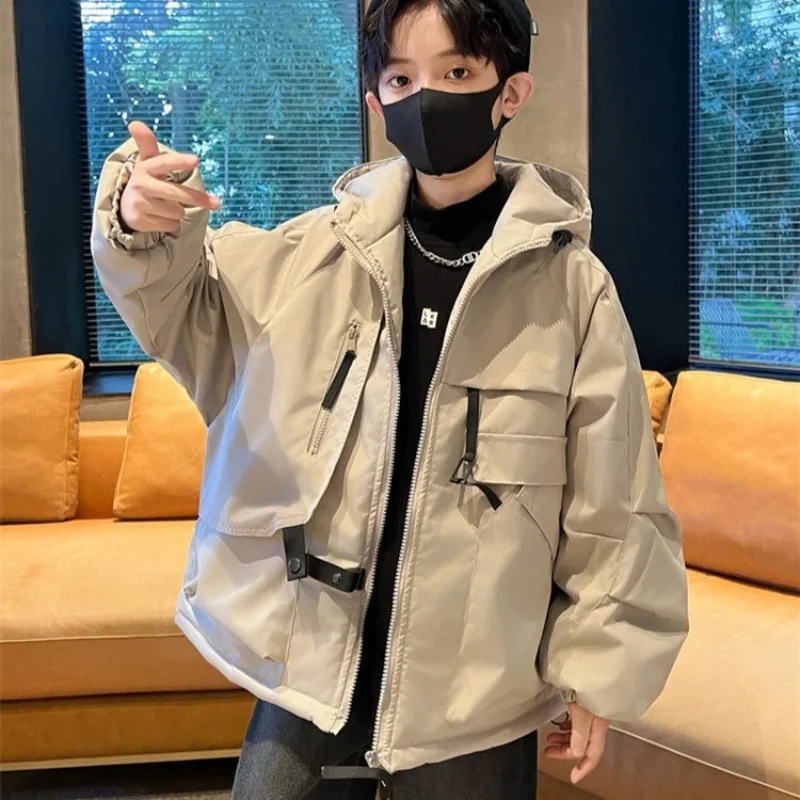 Детская водонепроницаемая ветровка на флисовой подкладке, новинка 2025, осенне-зимняя утолщенная стеганая куртка для мальчиков, среднего и большого размера
Детская водонепроницаемая ветровка на флисовой подкладке, новинка 2025, осенне-зимняя утолщенная стеганая куртка для мальчиков, среднего и большого размера