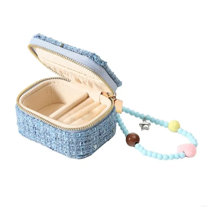 Multifuntional Travel Bracelet Organizers Jewelry Protections Case Fabric Texture for Bracelets and Other Accessories
Multifuntional Travel Bracelet Organizers Jewelry Protections Case Fabric Texture for Bracelets and Other Accessories