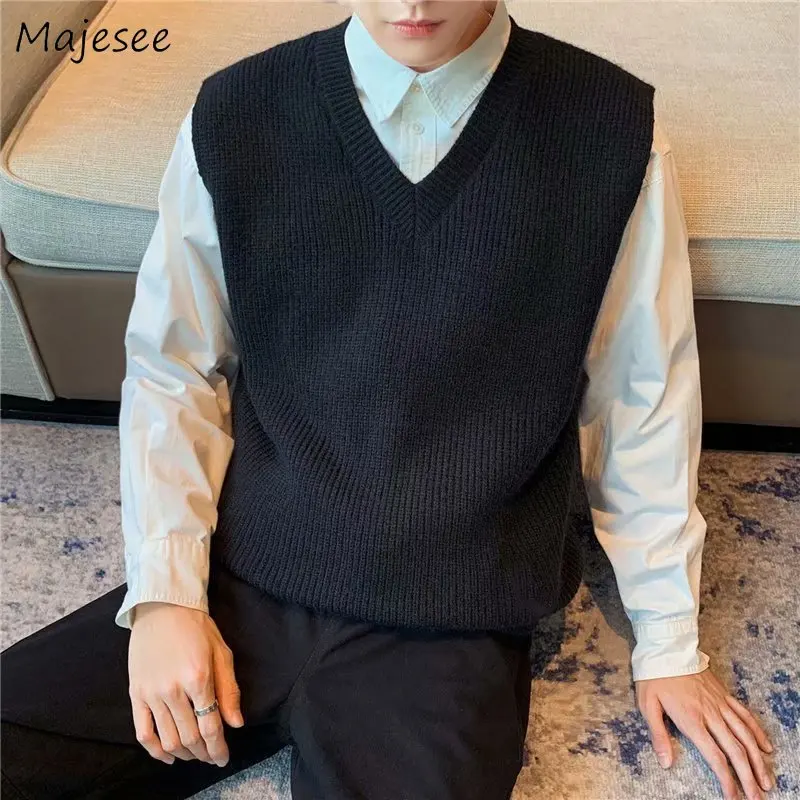 Sweater Vest Men Loose Japanese Trendy All-match V-neck College Sleeveless Knitwear Handsome Harajuku Male Classic New Arrival
Sweater Vest Men Loose Japanese Trendy All-match V-neck College Sleeveless Knitwear Handsome Harajuku Male Classic New Arrival