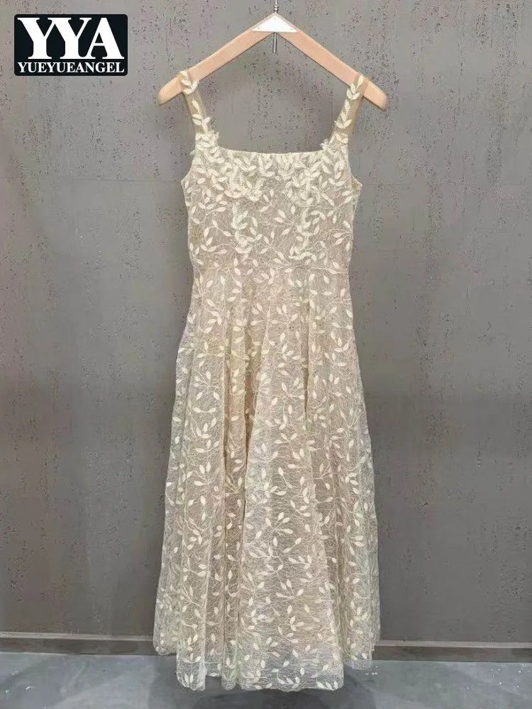 Summer Women Elegant Flower Embroidery Lace A Line Dress Sleeveless Slash Neck French Style Vintage Bohemia Long Tank Dresses
Summer Women Elegant Flower Embroidery Lace A Line Dress Sleeveless Slash Neck French Style Vintage Bohemia Long Tank Dresses