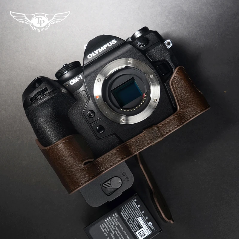 Получехол для камеры из натуральной кожи для Olympus OM-1 ii
Получехол для камеры из натуральной кожи для Olympus OM-1 ii