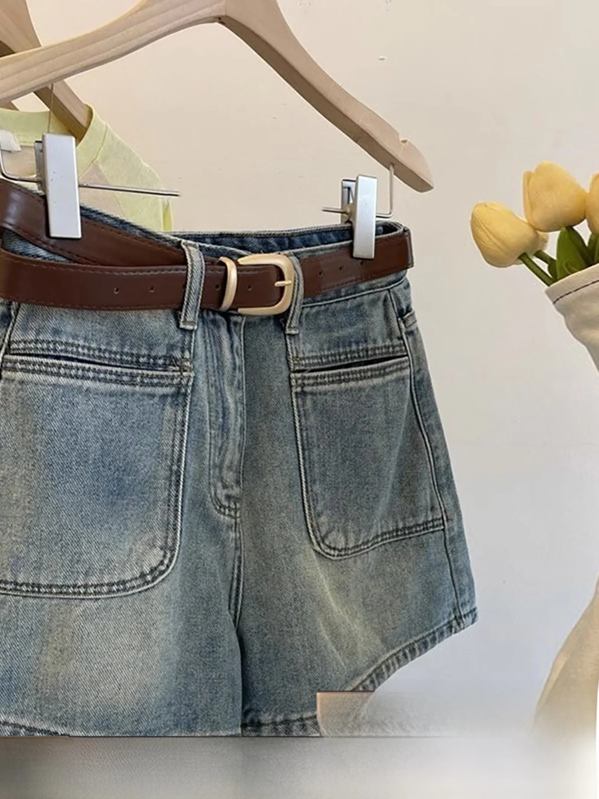High Waist Wide Leg Jeans Women's Summer Fashion Thinming Shorts Hot Pants Trendy Cowgirl Denim Skinnies plus Size Clothes
High Waist Wide Leg Jeans Women's Summer Fashion Thinming Shorts Hot Pants Trendy Cowgirl Denim Skinnies plus Size Clothes