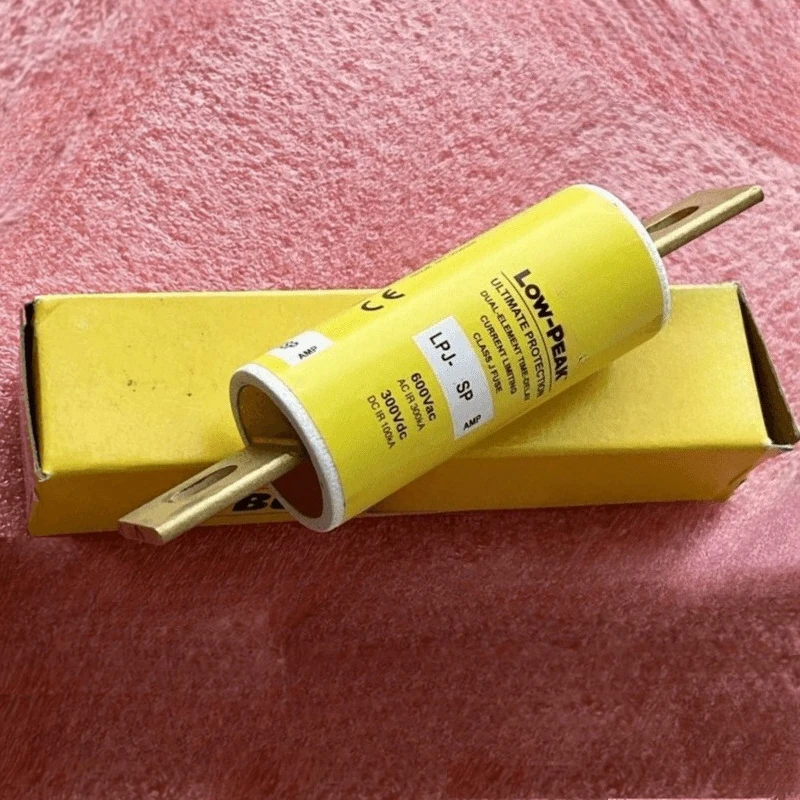 New LPJ-110SP 110A 600Vac LOW-PEAK DUAL-Element FUSE LPJ110SPin box Fast delivery
New LPJ-110SP 110A 600Vac LOW-PEAK DUAL-Element FUSE LPJ110SPin box Fast delivery