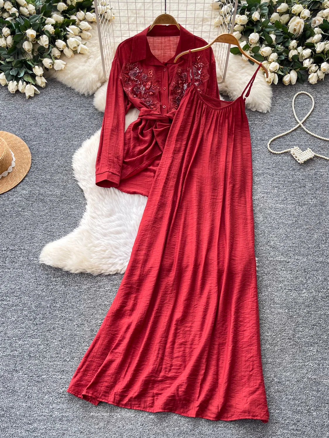 Elegant Lazy Style Embroidered Shirt And Halter Dress Two-Piece Set Women's Fashion Slimming Spring Autumn Ensemble
Elegant Lazy Style Embroidered Shirt And Halter Dress Two-Piece Set Women's Fashion Slimming Spring Autumn Ensemble