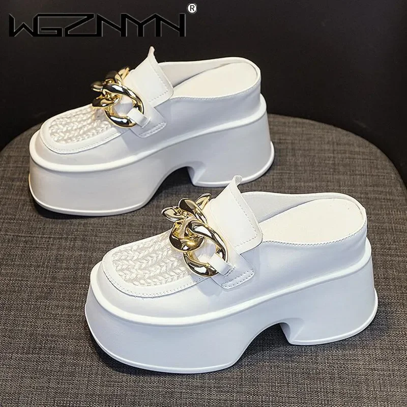 Брендовые тапочки из натуральной кожи, модные женские повседневные тапочки на танкетке 11 см, увеличивающие рост, женские туфли без шнуровки
Брендовые тапочки из натуральной кожи, модные женские повседневные тапочки на танкетке 11 см, увеличивающие рост, женские туфли без шнуровки