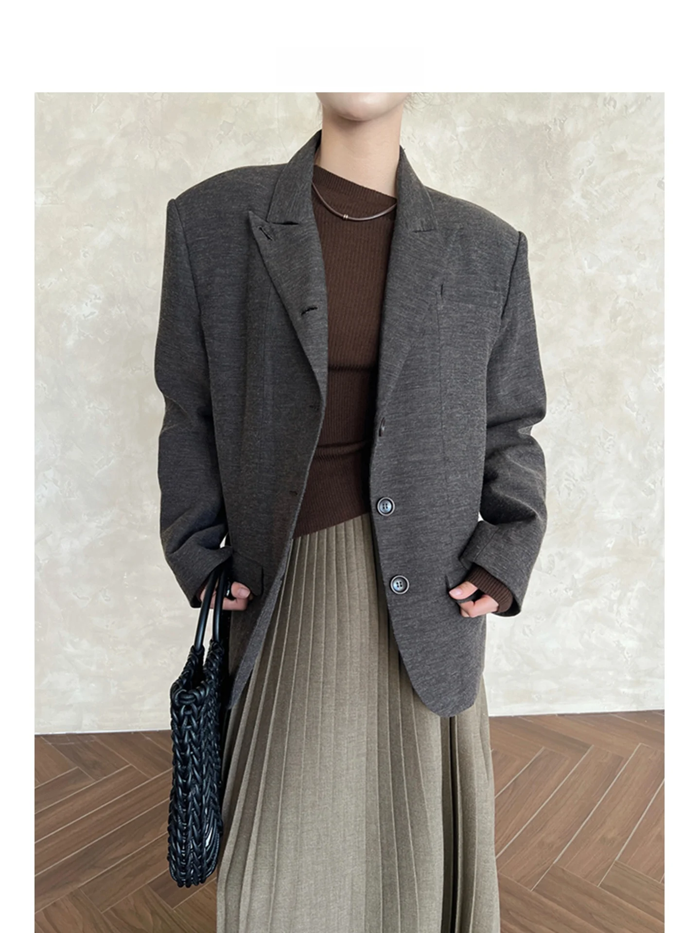 Женская куртка ARETE AK в американском ретро-стиле с двойным воротником, свободного кроя, повседневная, универсальная, двусторонняя, с длинными рукавами
Женская куртка ARETE AK в американском ретро-стиле с двойным воротником, свободного кроя, повседневная, универсальная, двусторонняя, с длинными рукавами