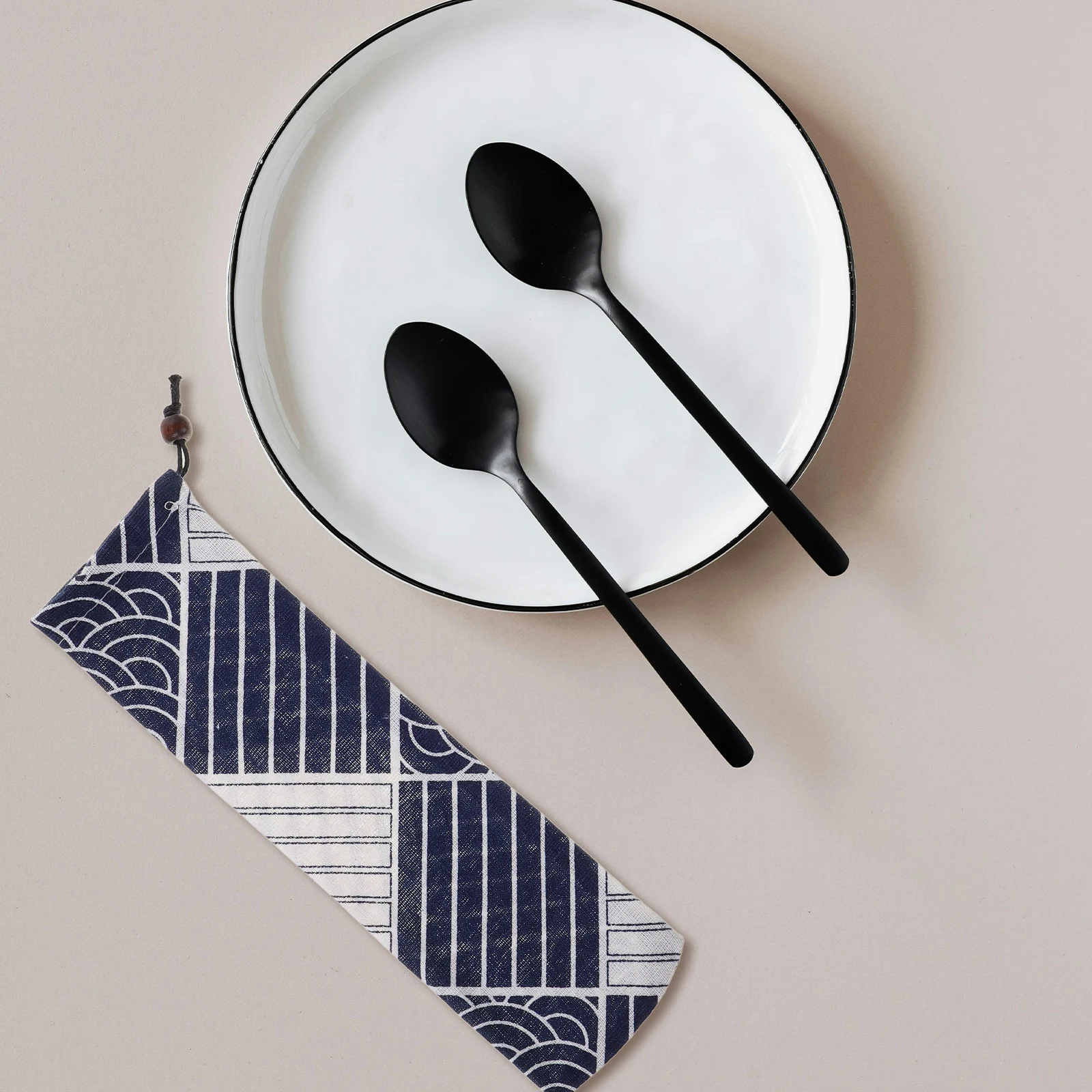 4pcs Chopstick Spoon Storage Bag Thickened Cotton Portable Tableware Case Reusable Cutlery Pouch Straw Holder Travel Dining
4pcs Chopstick Spoon Storage Bag Thickened Cotton Portable Tableware Case Reusable Cutlery Pouch Straw Holder Travel Dining