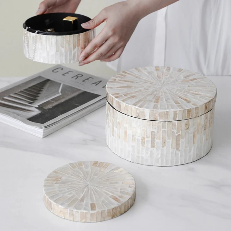 Handmade Natural Seashell Jewelry Box,Elegant Home Decor Storage Organizer,Luxury Beach Style Decorative Gift, Birthday Present
Handmade Natural Seashell Jewelry Box,Elegant Home Decor Storage Organizer,Luxury Beach Style Decorative Gift, Birthday Present