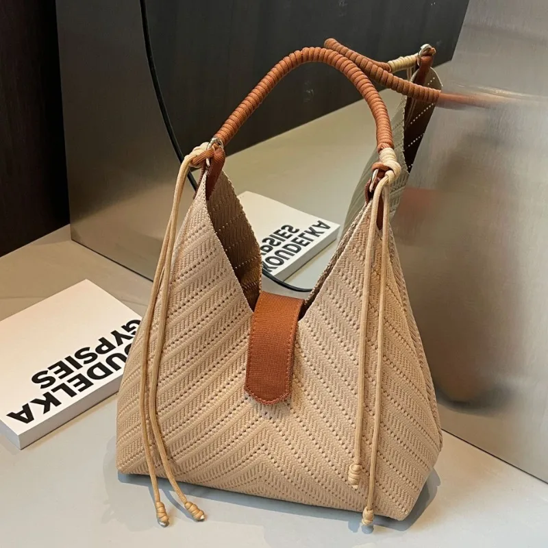 1pcs Knitted Underarm Bag Casual Tote Large Capacity Bucket Bag Crossbody Shoulder Bag for Work Daily Use Lightweight Durable
1pcs Knitted Underarm Bag Casual Tote Large Capacity Bucket Bag Crossbody Shoulder Bag for Work Daily Use Lightweight Durable