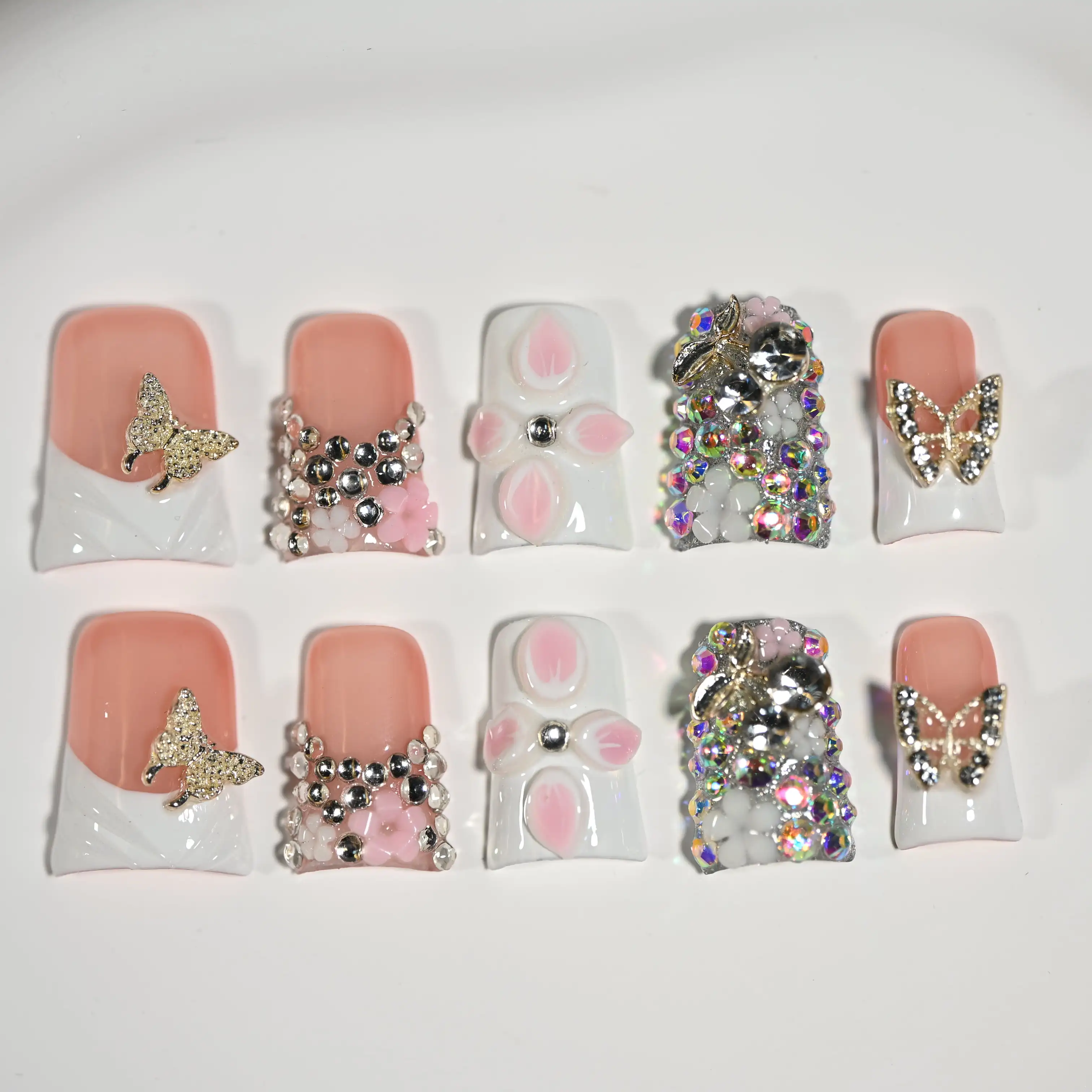 Handmade Short Duckbill Press - On Nails, Beige & White With Butterfly & Rhinestone Details, Ideal For Girly Gatherings
Handmade Short Duckbill Press - On Nails, Beige & White With Butterfly & Rhinestone Details, Ideal For Girly Gatherings