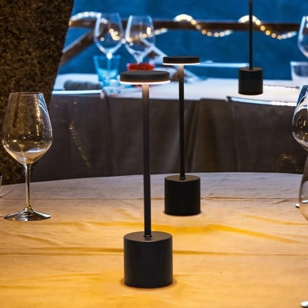 Светодиодная настольная лампа с 3 цветами, регулируемой яркостью, современный дизайн, сенсорное управление, I-образный дизайн, скандинавский стиль, беспроводная лампа для чтения
Светодиодная настольная лампа с 3 цветами, регулируемой яркостью, современный дизайн, сенсорное управление, I-образный дизайн, скандинавский стиль, беспроводная лампа для чтения