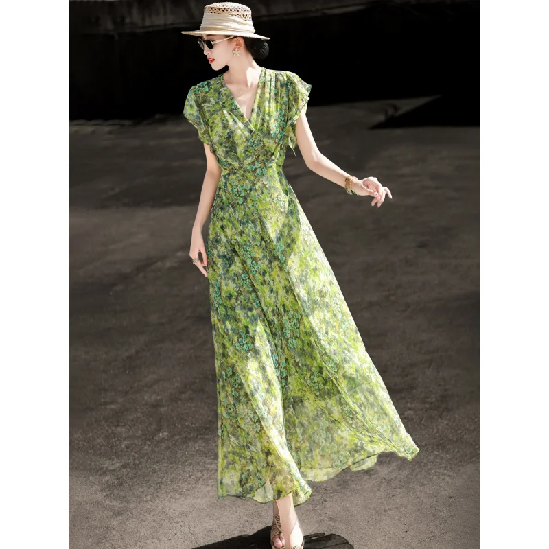 MEXCOCO 2026 Summer New French Elegant V Neck Ruffle Sleeve Waist Cinched Big Swing Chiffon Floral Dress
MEXCOCO 2026 Summer New French Elegant V Neck Ruffle Sleeve Waist Cinched Big Swing Chiffon Floral Dress