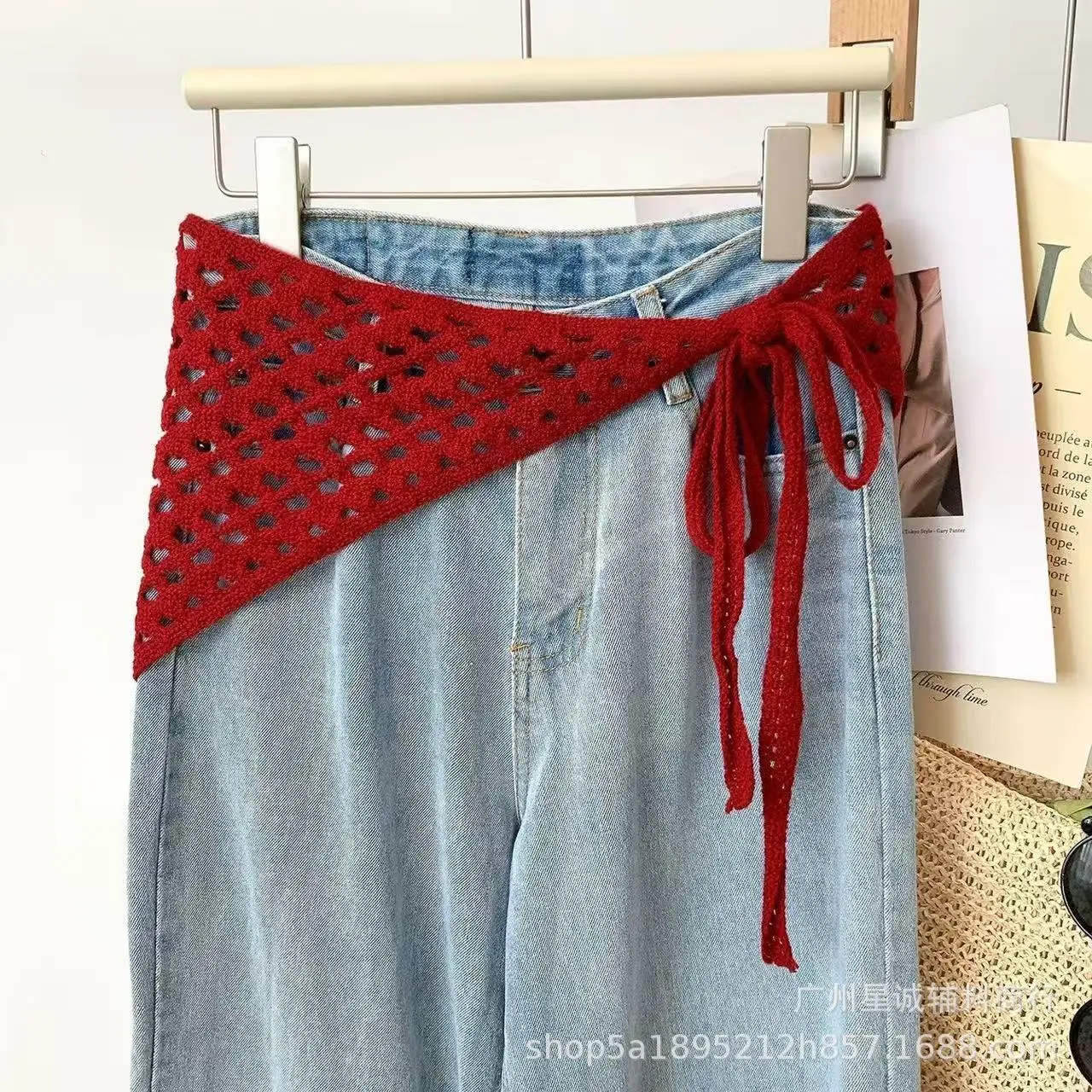 Crochet Hollow Out Pannier Scarf for Women, Tie Side Hip Wrap, Versatile Hot Girl Mesh Outerwear, Waist Belt, Y2K Streetwear
Crochet Hollow Out Pannier Scarf for Women, Tie Side Hip Wrap, Versatile Hot Girl Mesh Outerwear, Waist Belt, Y2K Streetwear