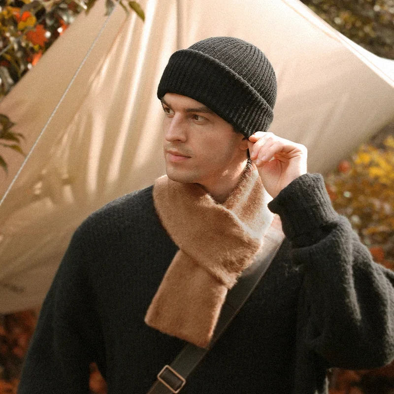 Men's and Women's Knitted Hat Winter Fashion Simple Warm Beanie Fashion Style Solid Color Autumn and Winter Beanie Hat
Men's and Women's Knitted Hat Winter Fashion Simple Warm Beanie Fashion Style Solid Color Autumn and Winter Beanie Hat