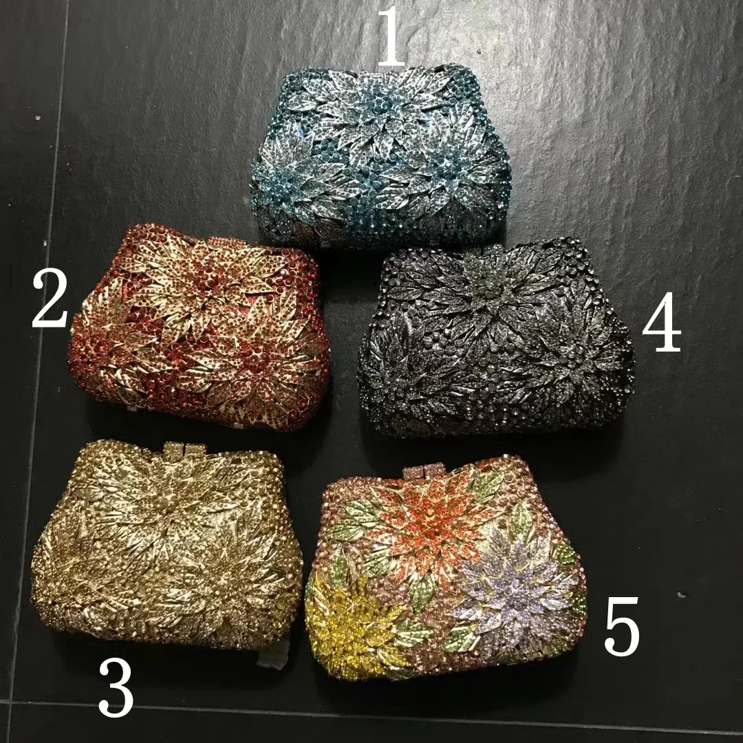 Woman Colorful Flower Diamond Handbag Wedding Bridal Party Rhinestone Purse Floral Crystal Cocktail Dinner Evening Bag
Woman Colorful Flower Diamond Handbag Wedding Bridal Party Rhinestone Purse Floral Crystal Cocktail Dinner Evening Bag
