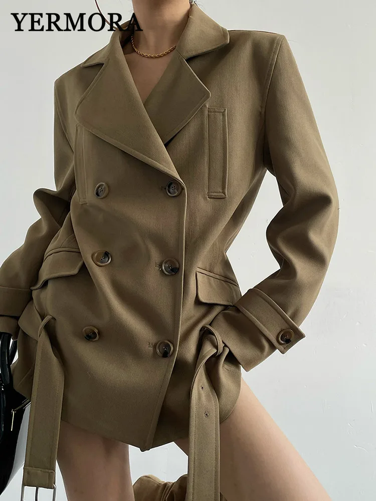 YERMORA Khaki Double Breasted Belt Casual Trench For Women Lapel Long Sleeve Loose New Windbreaker Fashion Spring Autumn 2025
YERMORA Khaki Double Breasted Belt Casual Trench For Women Lapel Long Sleeve Loose New Windbreaker Fashion Spring Autumn 2025