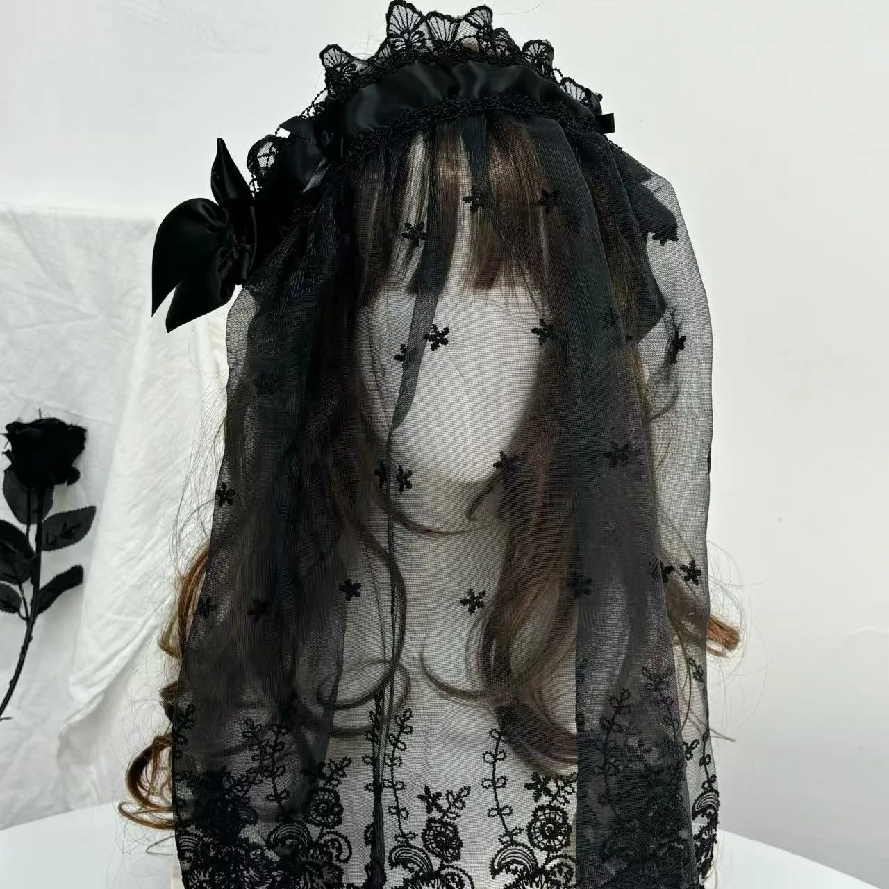 Women Girl Black Veil Headpiece Lolita Gothic Halloween Carnival Party Role Play Headscarf Dark Landmanine Cosplay Accessories
Women Girl Black Veil Headpiece Lolita Gothic Halloween Carnival Party Role Play Headscarf Dark Landmanine Cosplay Accessories