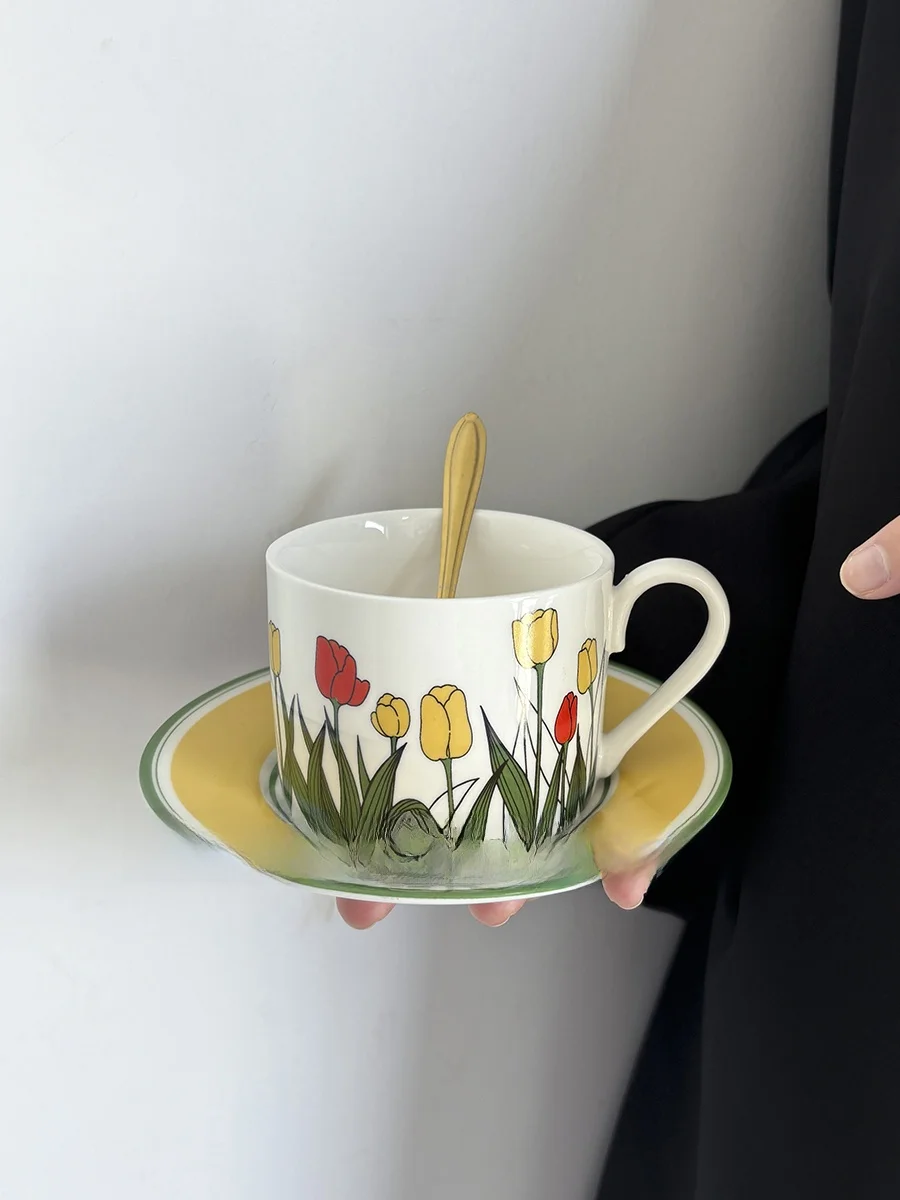 Vintage Orange Coffee Cup And Plate Set for Afternoon Tea And Latte High Aesthetic Ins Style Gift Cup Nordic Style Ceramic
Vintage Orange Coffee Cup And Plate Set for Afternoon Tea And Latte High Aesthetic Ins Style Gift Cup Nordic Style Ceramic