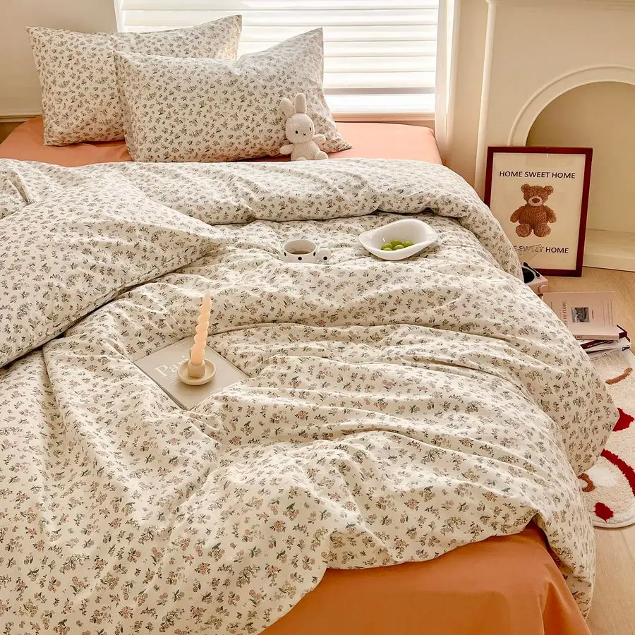 Комплект постельного белья King Size: Цветочный пододеяльник из уютного хлопка, в стиле шебби-шик, зеленый, с ботаническим принтом, во французском стиле, цвета экрю, комфортный.
Комплект постельного белья King Size: Цветочный пододеяльник из уютного хлопка, в стиле шебби-шик, зеленый, с ботаническим принтом, во французском стиле, цвета экрю, комфортный.