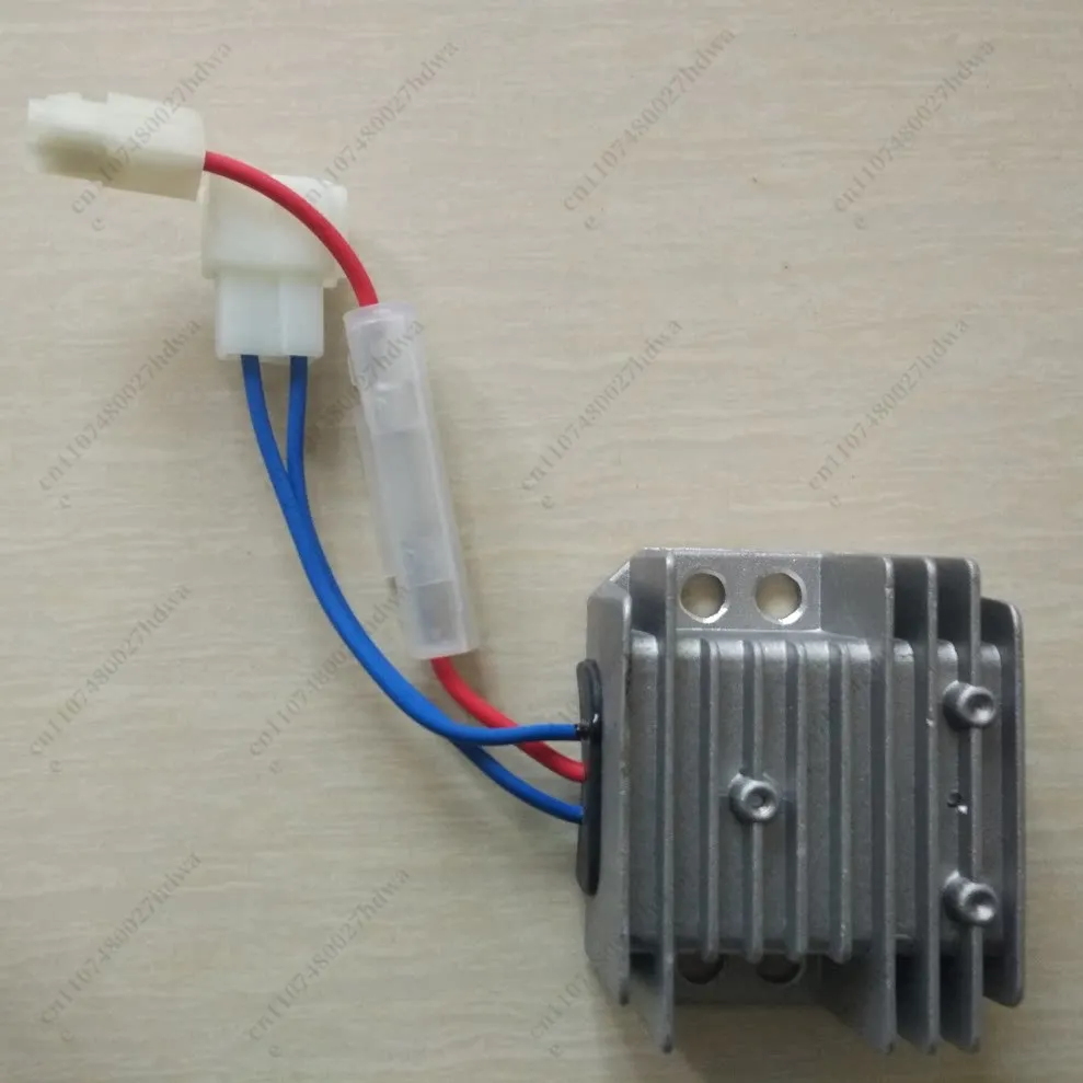 Original Genuine Accessories Single Cylinder Double Cylinder Machine Charging Regulator Rectifier KI-CDQ-36AH
Original Genuine Accessories Single Cylinder Double Cylinder Machine Charging Regulator Rectifier KI-CDQ-36AH