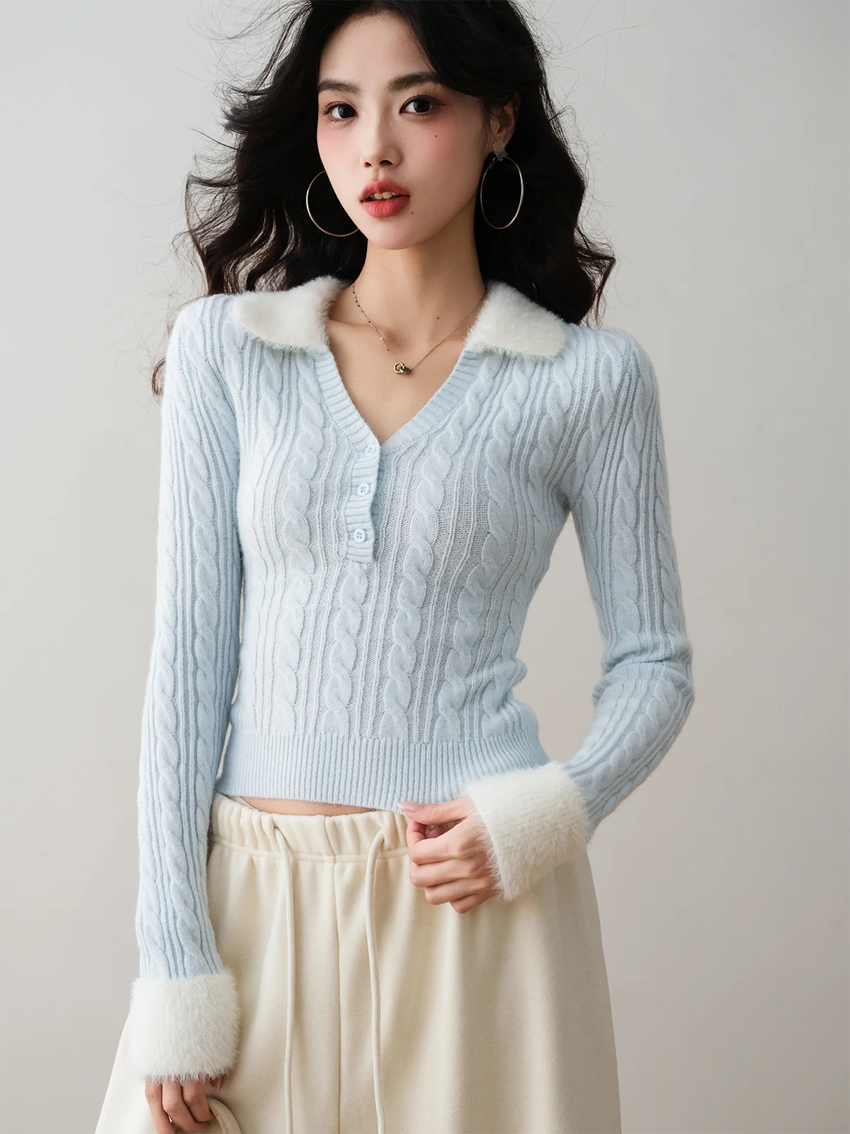 Корейский вязаный свитер Ronron с длинными рукавами, в клетку, пушистый, приталенный, с отложным воротником, для молодых женщин
Корейский вязаный свитер Ronron с длинными рукавами, в клетку, пушистый, приталенный, с отложным воротником, для молодых женщин