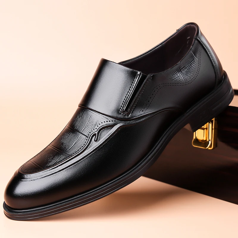 2025 Autumn Spring Men's High Quality Fashion Formal Leather Shoes Top Layer Cowhide Formal Business Casual Rubber Sole Non-slip
2025 Autumn Spring Men's High Quality Fashion Formal Leather Shoes Top Layer Cowhide Formal Business Casual Rubber Sole Non-slip