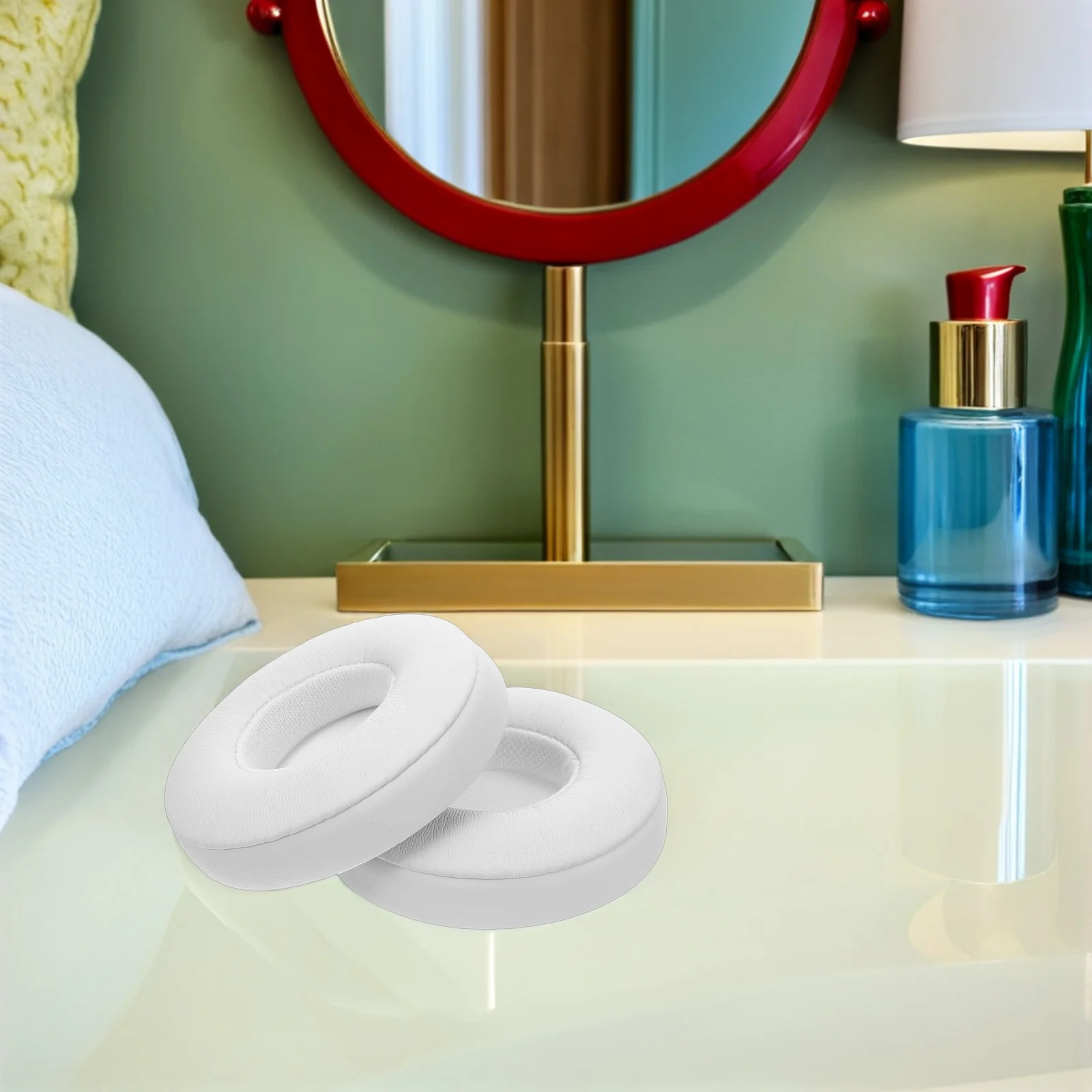 2pcs Replacement Ear Pads Headphone Covers Cushions Sponge Comfort Fit Sound Isolation Compatible For 3.5Mm 2 White 
2pcs Replacement Ear Pads Headphone Covers Cushions Sponge Comfort Fit Sound Isolation Compatible For 3.5Mm 2 White