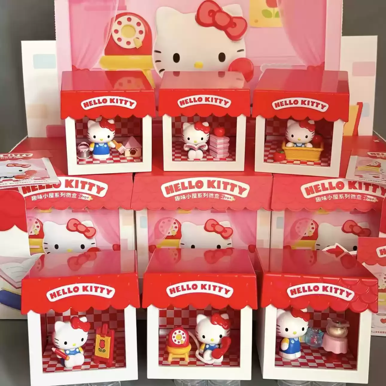 Hello Kitty Retro Shop Series Mystery Blind Box Cute Red Check House Daily Life Scene Figure Collectible Ornament Gift for Girls
Hello Kitty Retro Shop Series Mystery Blind Box Cute Red Check House Daily Life Scene Figure Collectible Ornament Gift for Girls