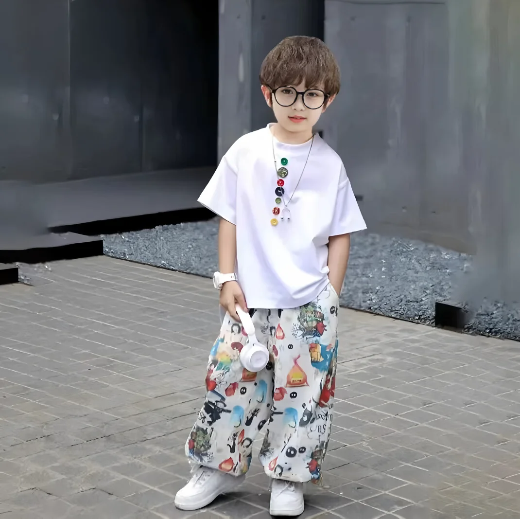 Kids Boys' Set Summer New Children's Fashionable Short Sleeve T-shirt+Pants Casual Two Piece Set
Kids Boys' Set Summer New Children's Fashionable Short Sleeve T-shirt+Pants Casual Two Piece Set