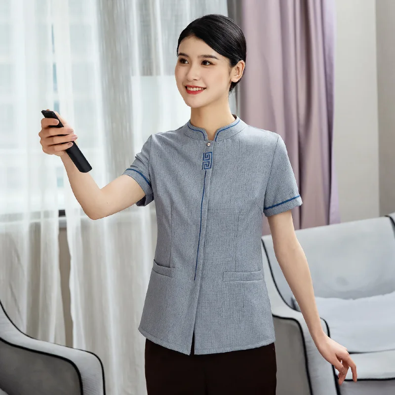 Short-sleeved cleaning workwear for hotel, guesthouse, hospital, property staff, and cleaners, suitable for both men and women
Short-sleeved cleaning workwear for hotel, guesthouse, hospital, property staff, and cleaners, suitable for both men and women