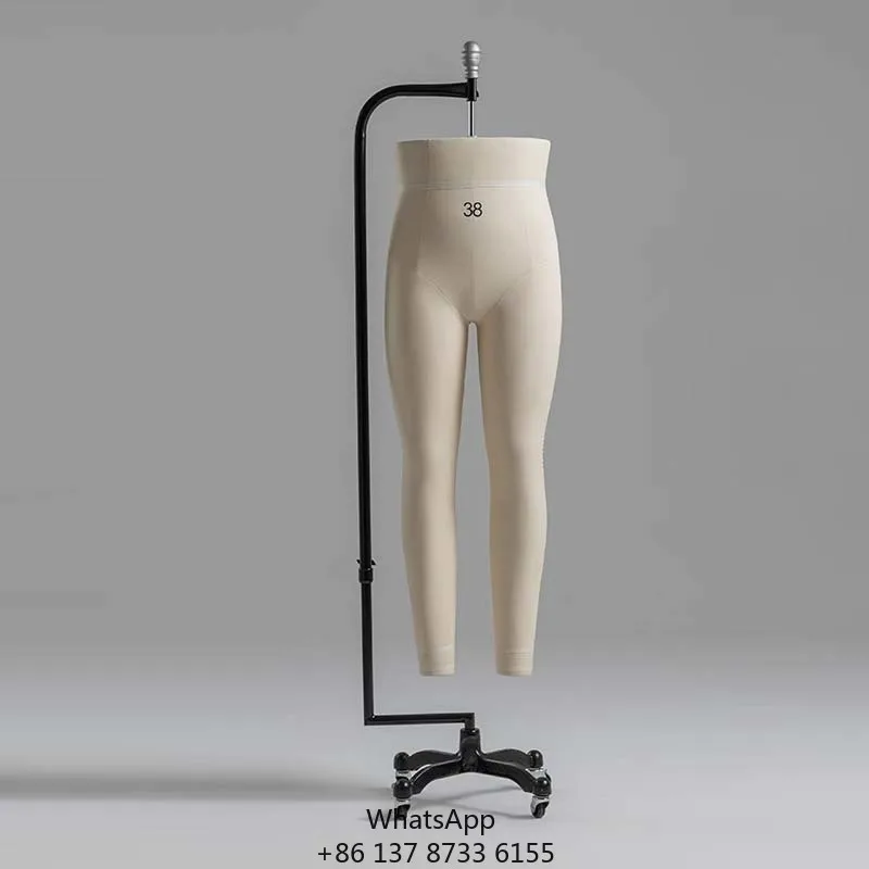 Недорогие фабричные манекены-торсы для шитья (мужские, с ножками)
Недорогие фабричные манекены-торсы для шитья (мужские, с ножками)